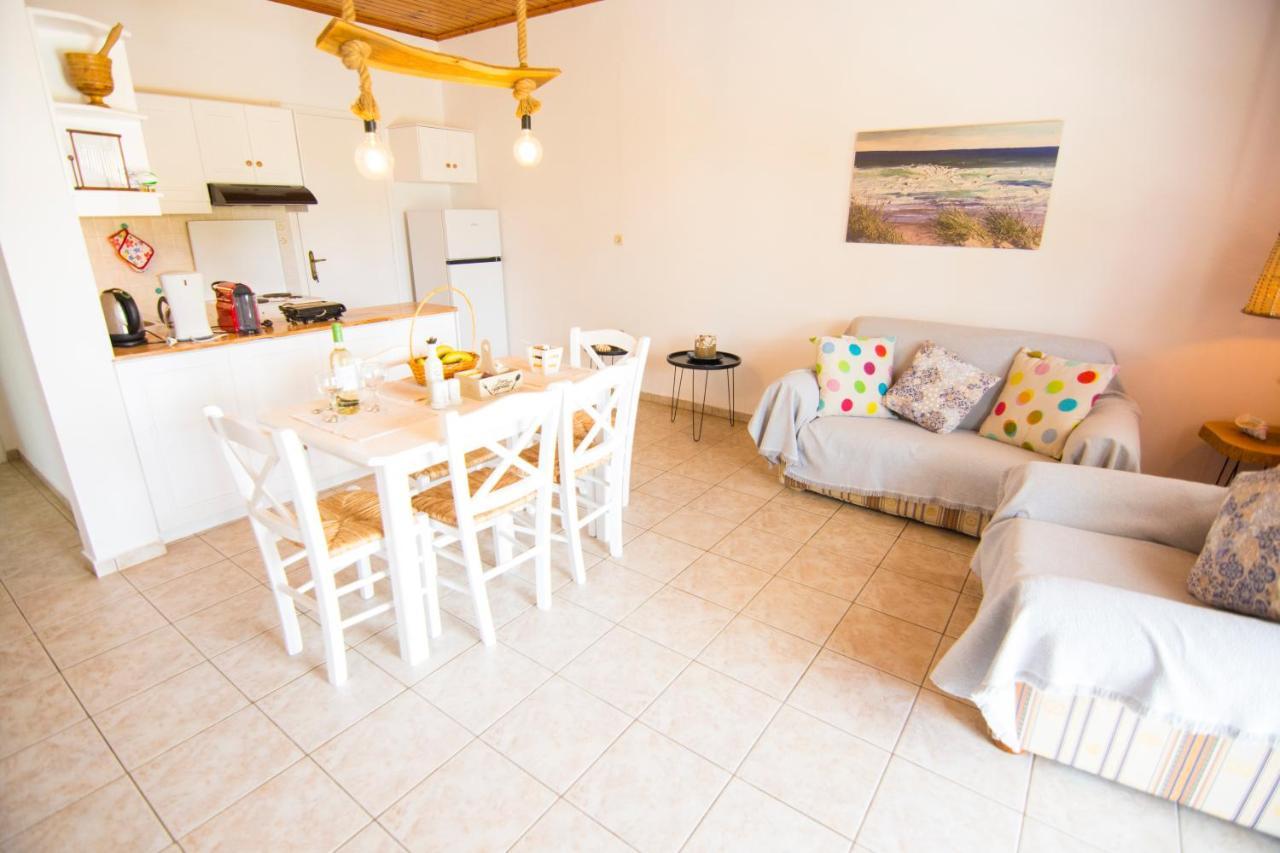 Serenity Apartments Ájos Jeórjos Eksteriør bilde